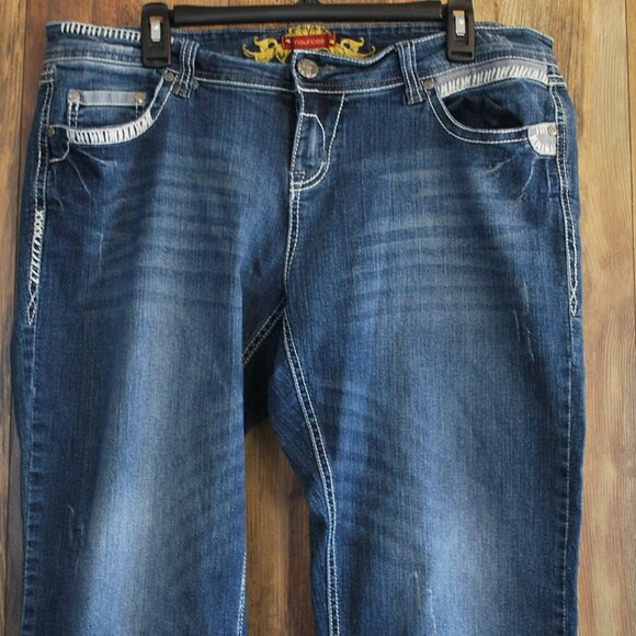 Maurices Plus Size Women's Capri Jeans 16    -D1017 - Picture 1 of 6